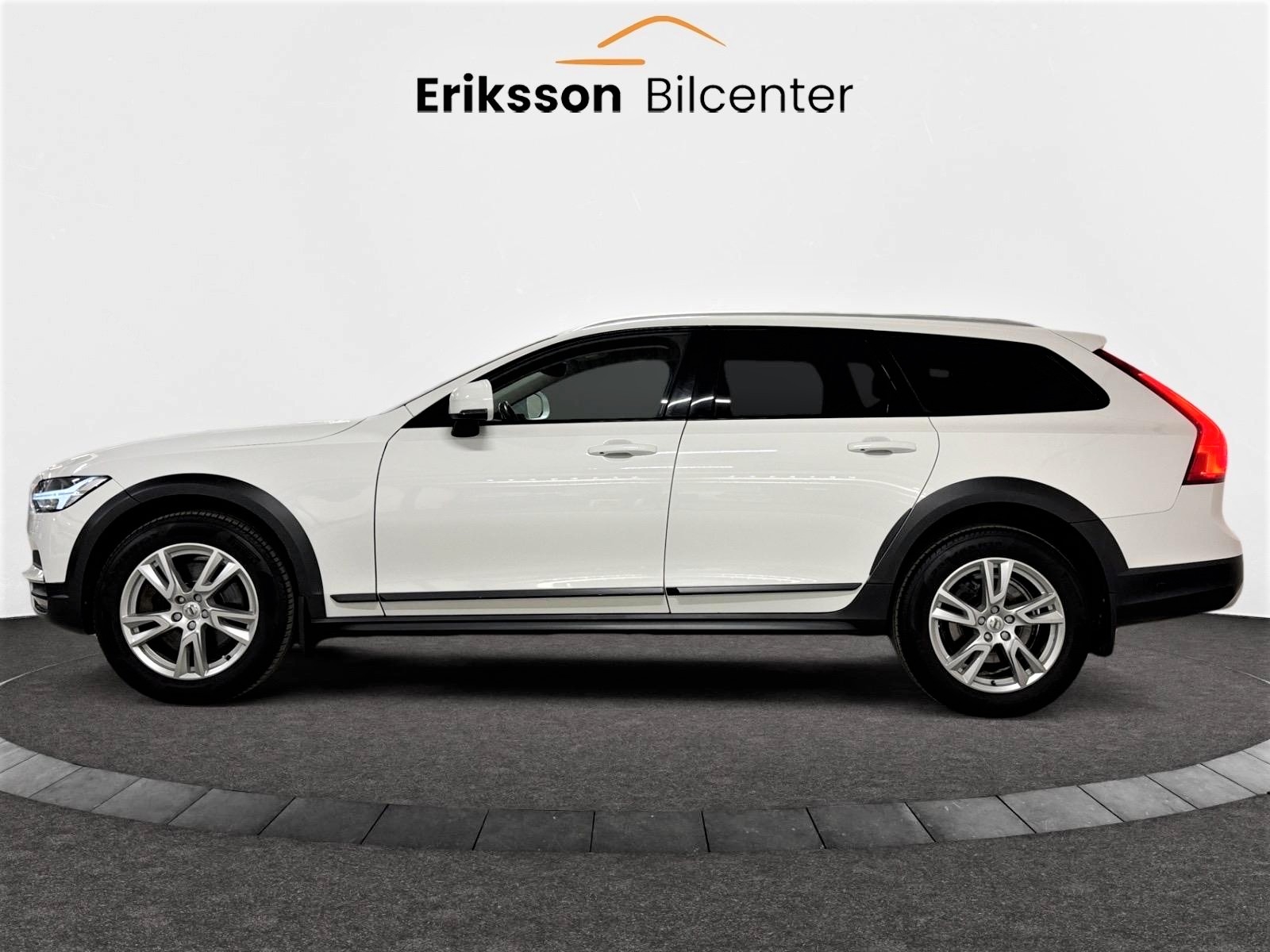 Volvo V90 Cross Country 2018, bild 7/58