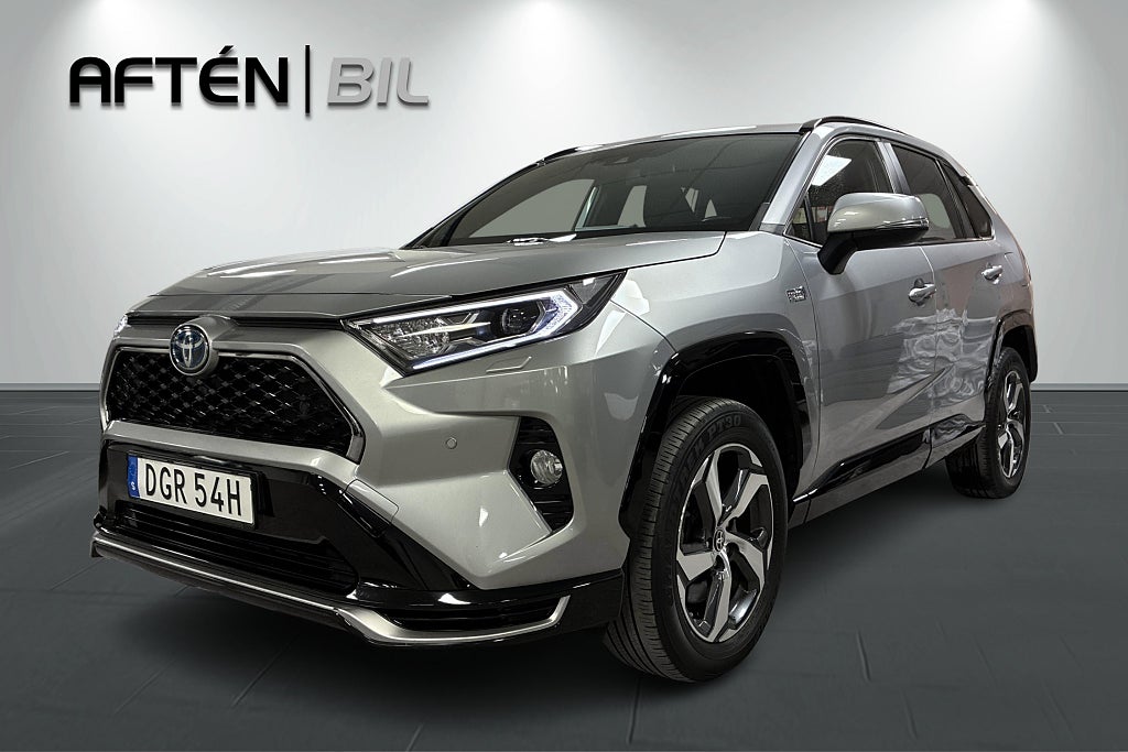Toyota RAV4 Plug-in Hybrid AWD - Drag,B-kamera,Sensorer