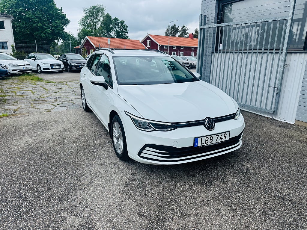 Volkswagen Golf 1.5 TGI 131HK SPORTSCOMBI DSG / VÄRMARE