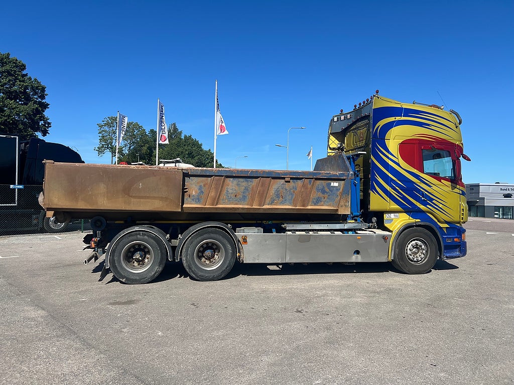 Scania R560 V8 6x4 Lastväxlare, Tandem