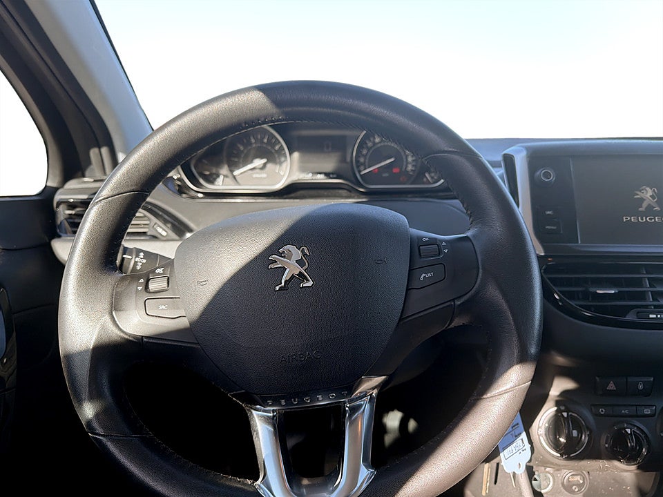 Bild på Peugeot 208 Active Style 1.2 PT 82hk KAMPANJRÄNTA 3,99%