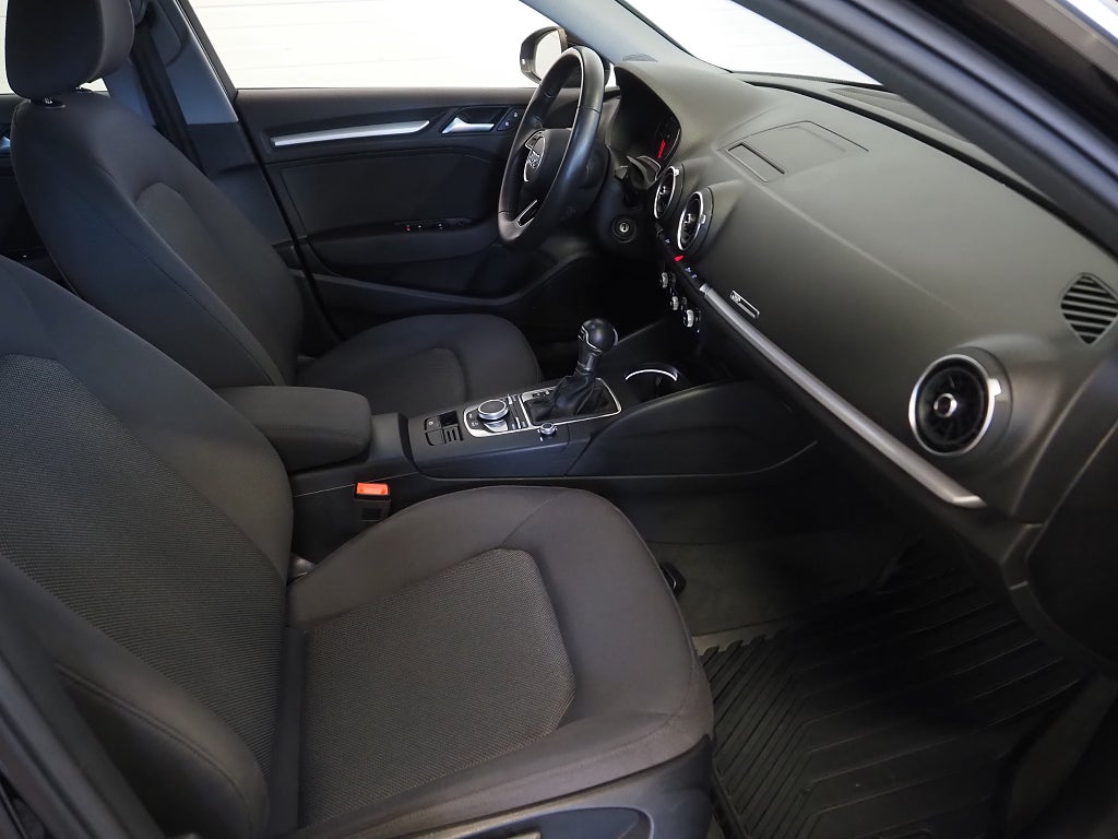 Audi A3 Sportback 35 TFSI 150hk Proline | Dragkrok | 2020