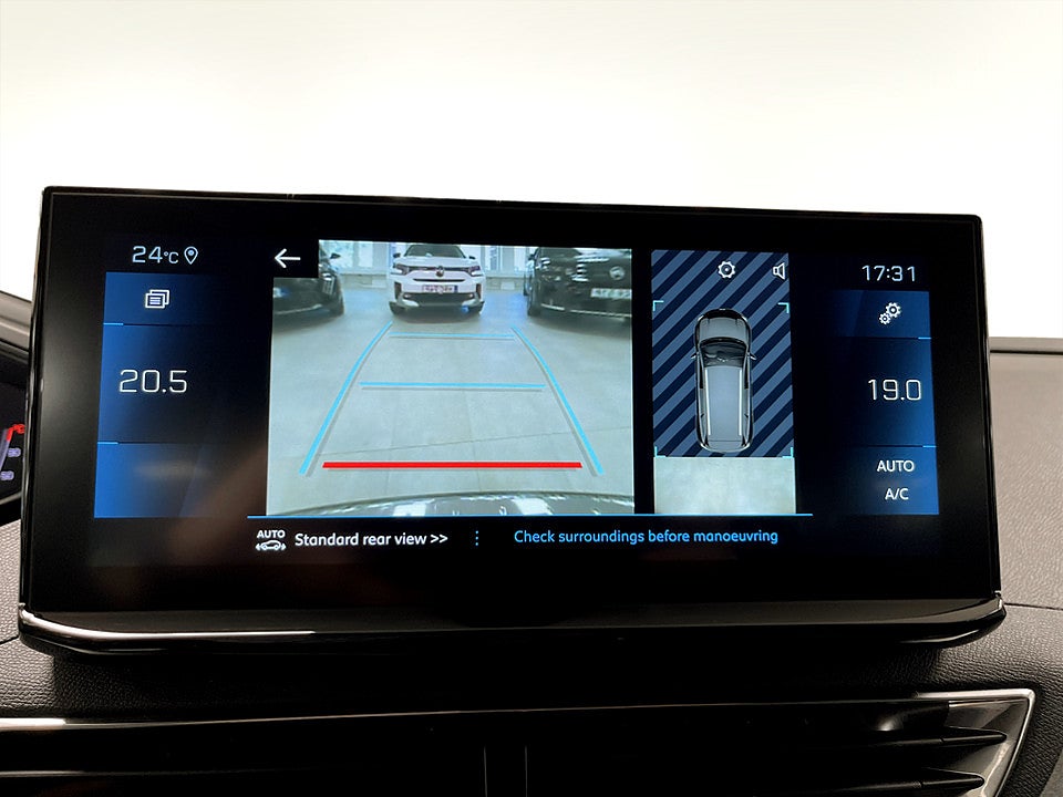 Bild på Peugeot 5008 GT 1.2 PT 130hk Aut 7-SITS B-KAMERA CARPLAY