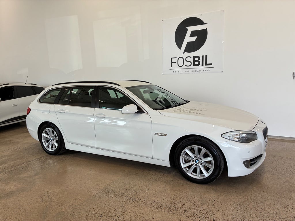 BMW 520d Touring Drag M-Värmare Sommar och Vinterdäck Nyservad