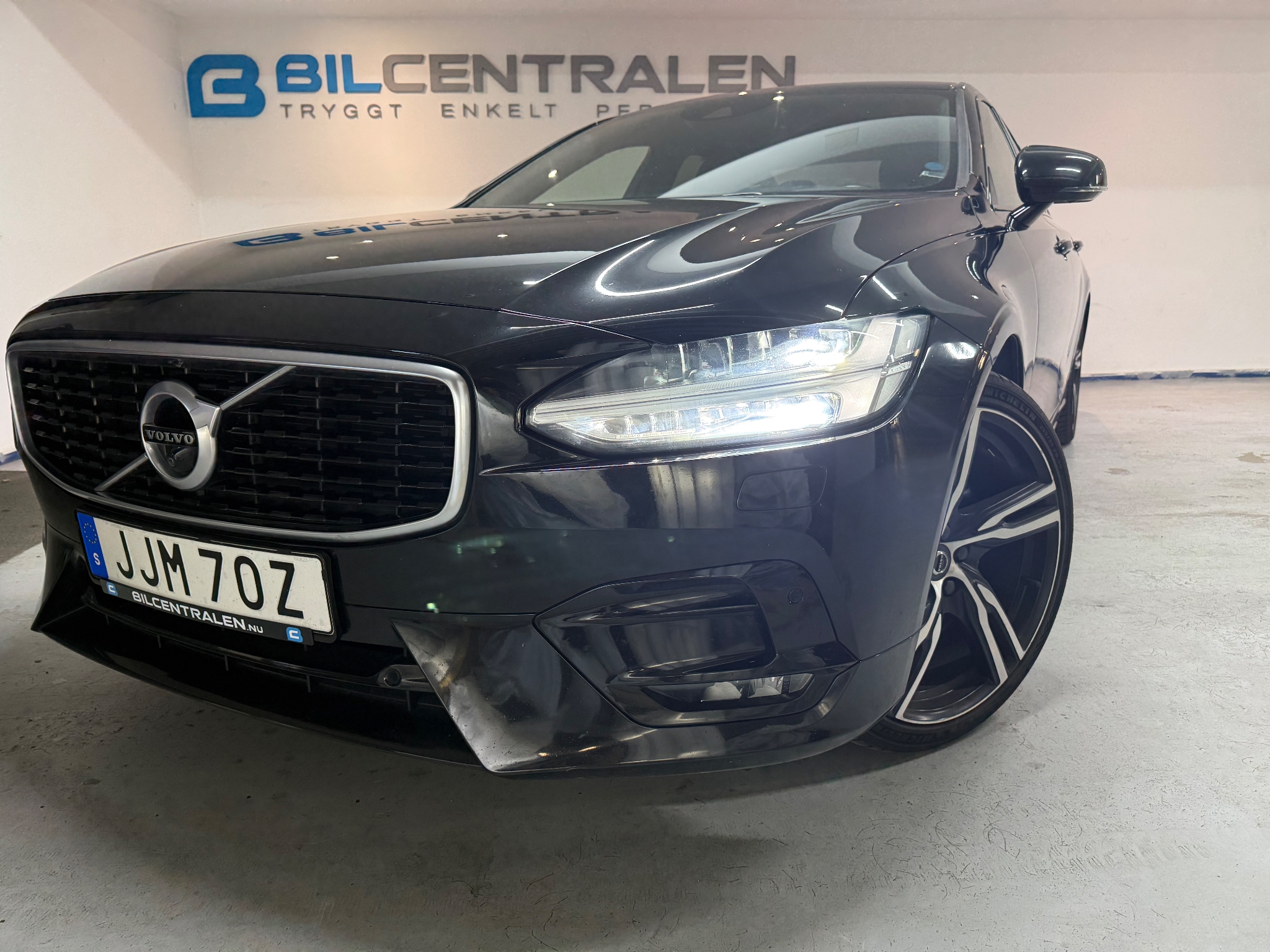 Volvo S90 D5 AWD Geartronic 2020, bild 2/46