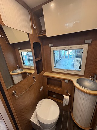 Husbil-halvintegrerad RIMOR Sweden Limited 12 av 20