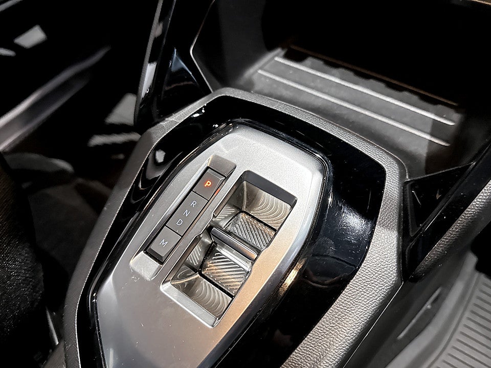 Bild på Peugeot 208 Style Hybrid 100hk Aut CARPLAY BACKSENSORER