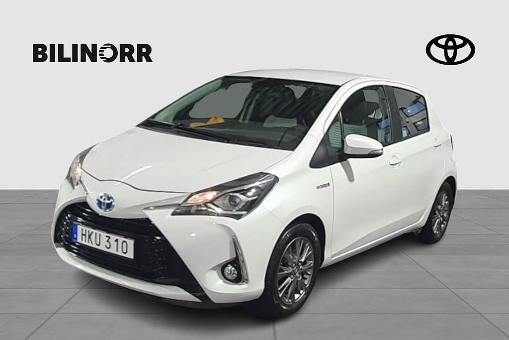 Toyota Yaris 1,5 5-D HYBRID ACTIVE V-HJUL