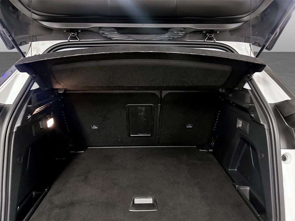 Bild på Peugeot 3008 Allure 1.2 PT PDC-SENSORER CARPLAY 130hk