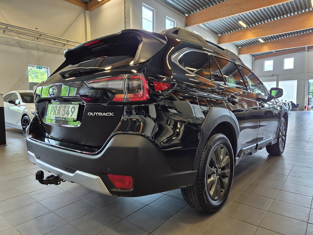 Subaru Outback 2.5 169hk 4WD XFuel Låg skatt CVT Aut / Adventure Drag