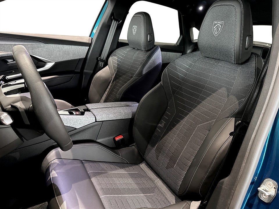 Bild på Peugeot 3008 GT Hybrid 145hk Aut B-KAMERA CARPLAY