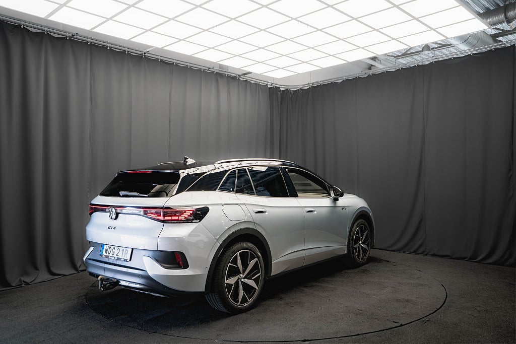 Volkswagen ID.4 GTX DRAG 360° KAMERA EL-BAKLUCKA 1-ÄGARE MOMS 299hk