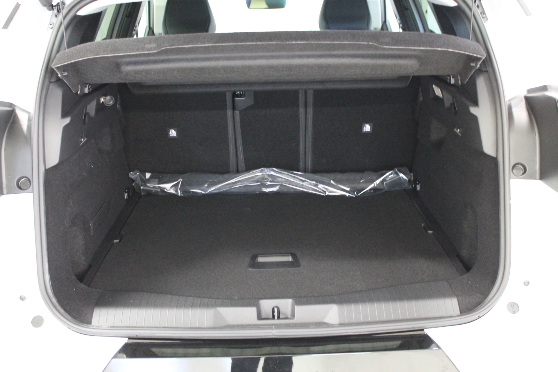 Citroen C5 Aircross PLUS HYBRID 145 2026, bild 5/37
