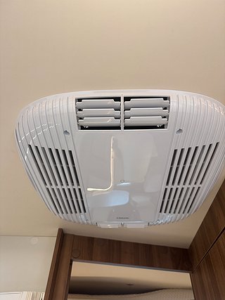 Husbil-halvintegrerad Ci Magis 86 XT 12 av 20