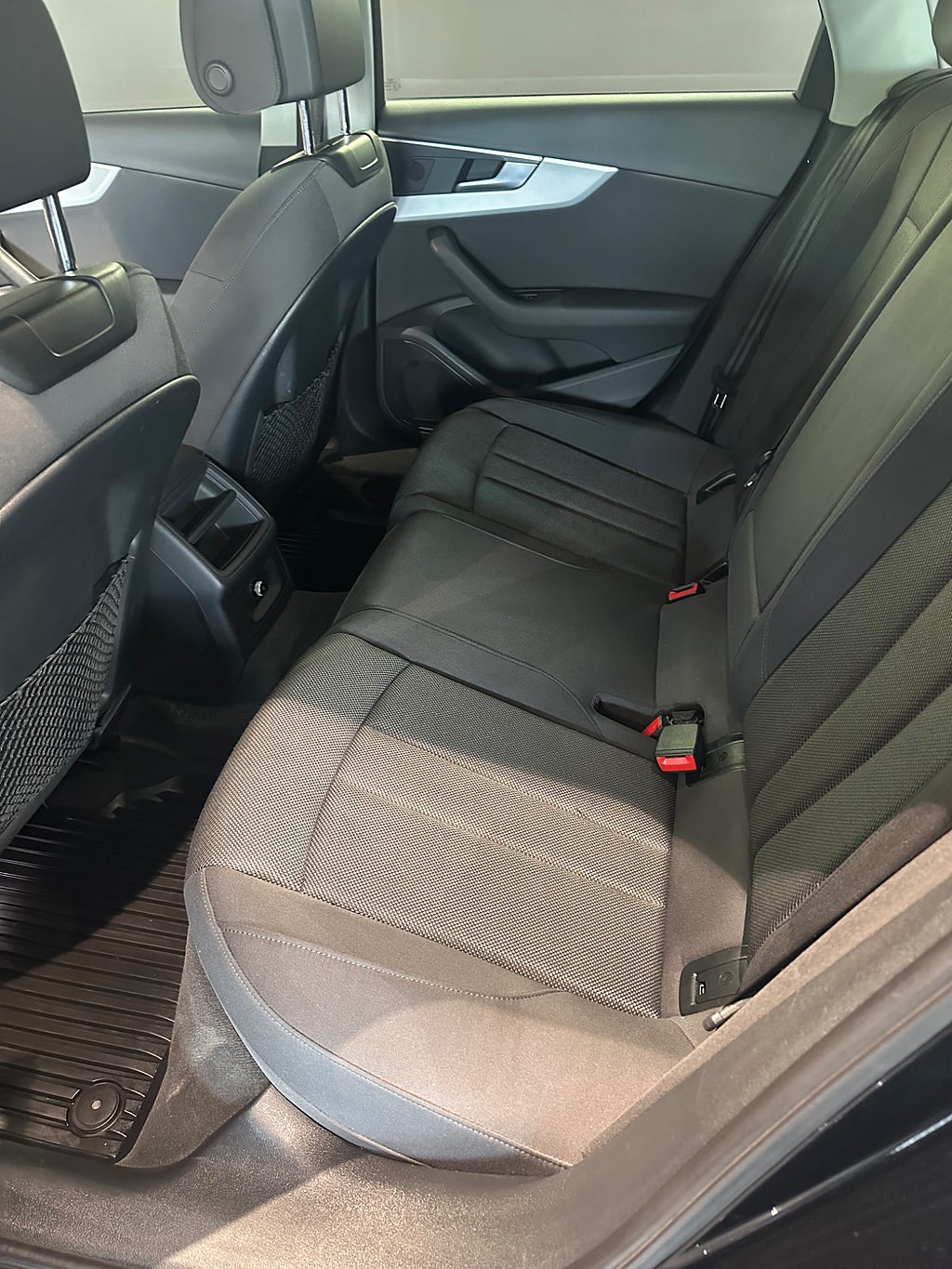 Audi A4 Avant 2.0 TDI quattro S Tronic Proline Euro 6 - bild 6