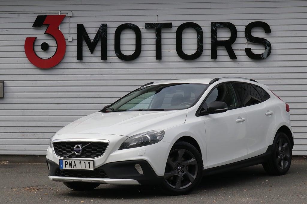 Volvo V40 Cross Country D2 Momentum Business Edition Pro/P-sensor/Nyservad