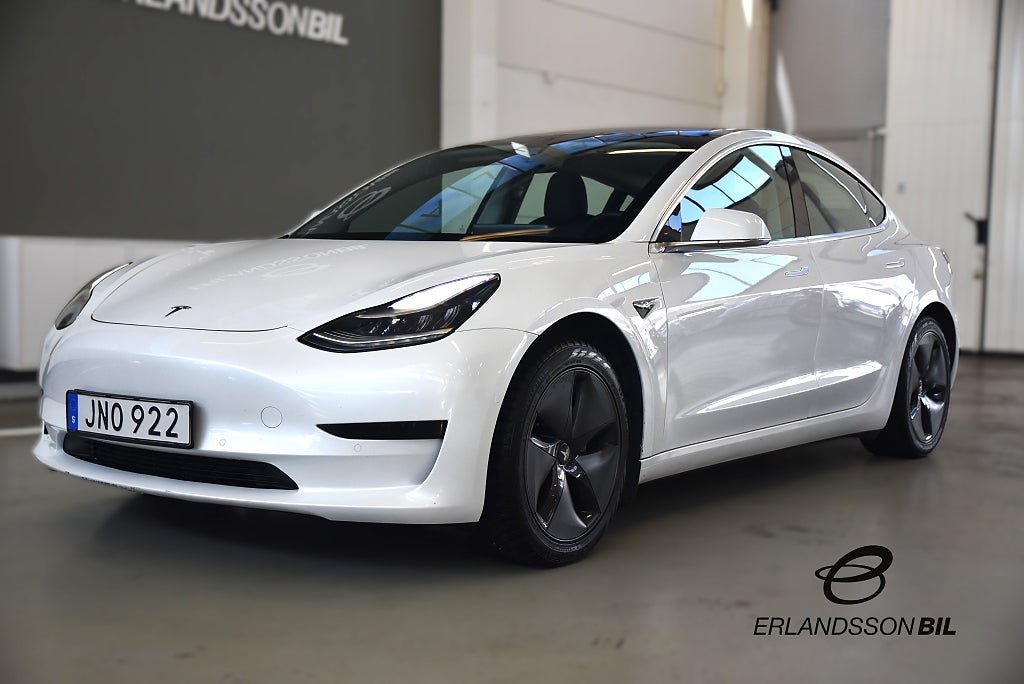 Tesla Model 3 Standard Range Plus Euro 6 DRAGKROK PANO B-KAM P-SENSOR