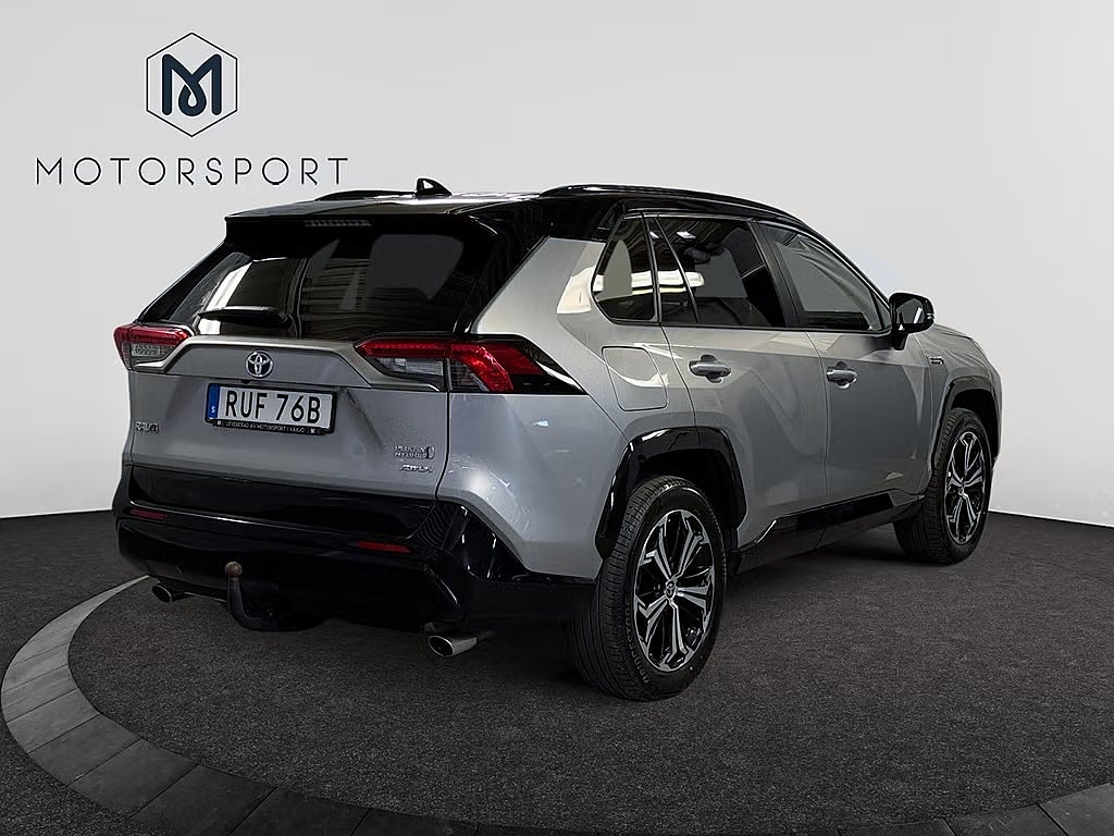 Toyota RAV4 Plug-in Aut AWD Style Dragkrok Värmare Adp-fart Kamera bild 5