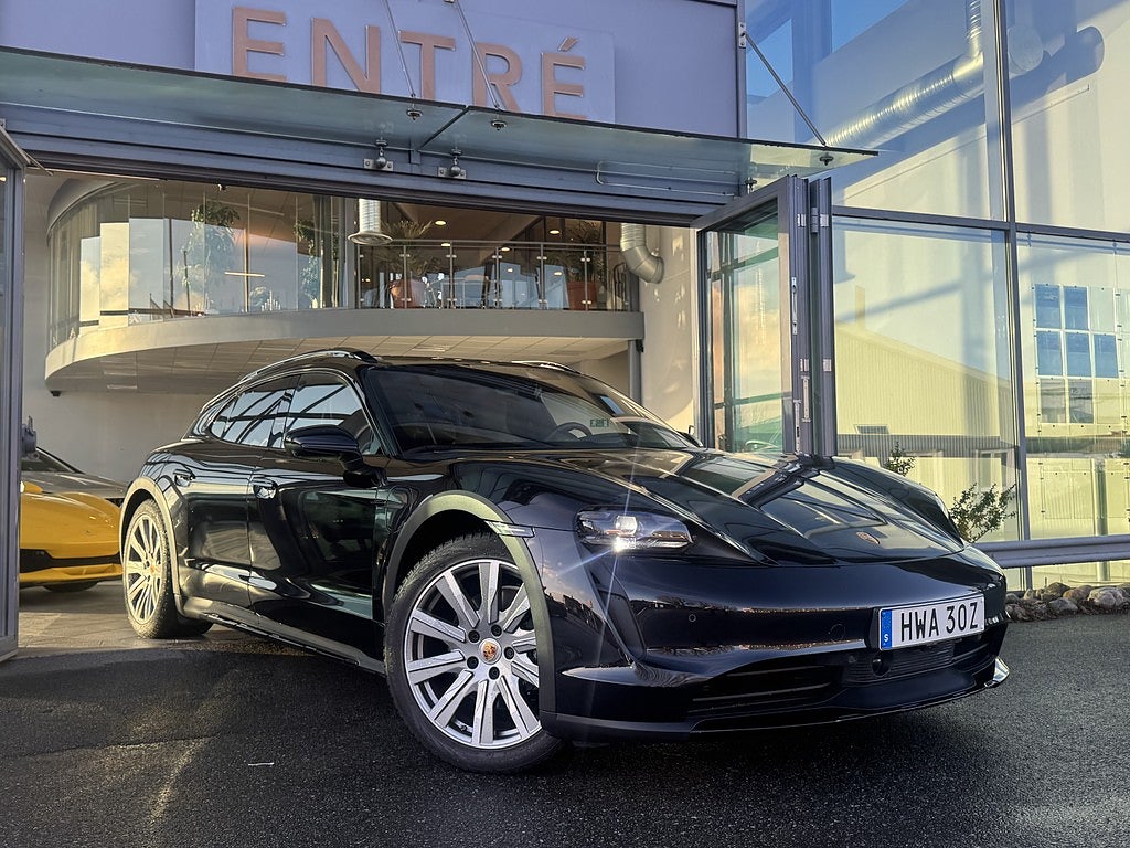 Porsche Taycan 4S Cross Turismo Direct Drive/ic Cockpit & Bose | MOMS