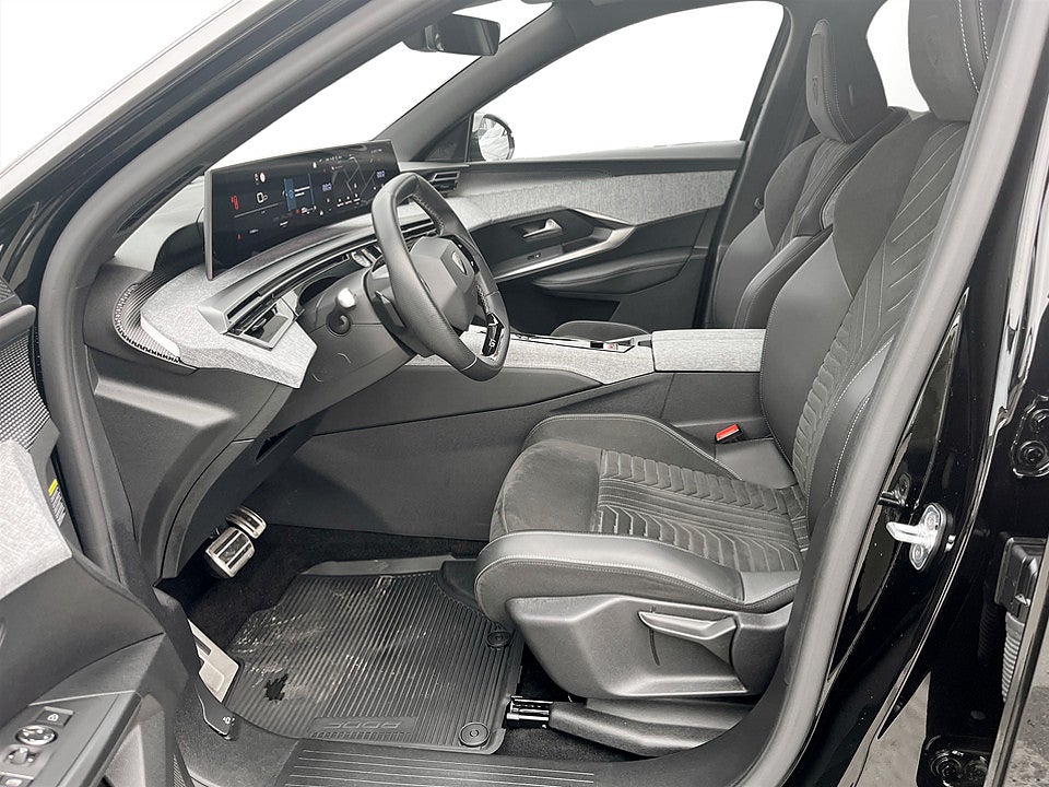 Bild på Peugeot 3008 GT Hybrid 145hk Aut B-KAMERA CARPLAY