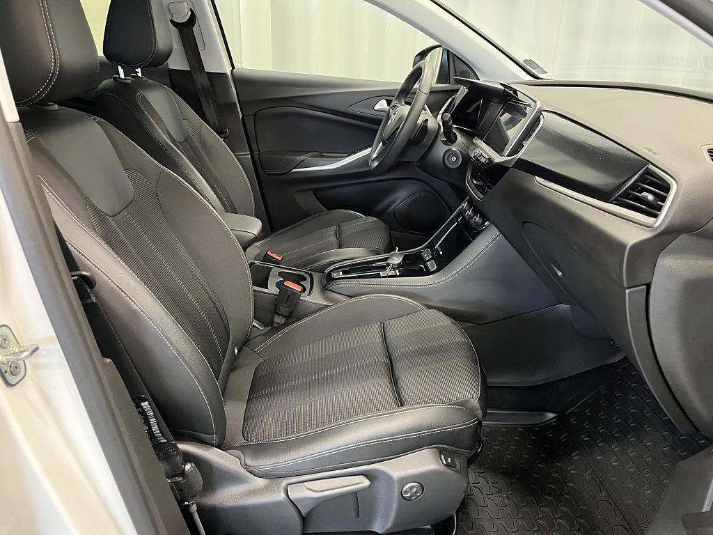 Opel Grandland GS Grandland 1.2 Turbo 130 Aut thumbnail