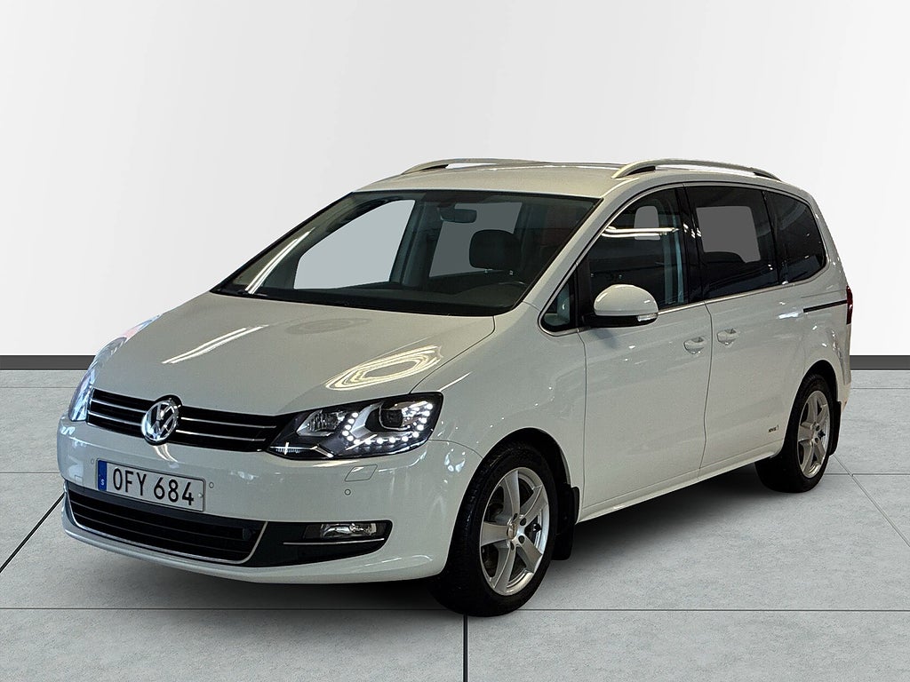 Volkswagen Sharan 7-sits 2.0 TDI 4M GT Aut Dragkrok Mvärmare B-kamera S&V