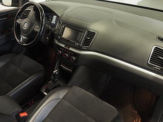 Minibuss Volkswagen Sharan 7 av 26