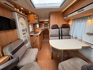 Husbil-integrerad Dethleffs Globebus I 004 6 av 20