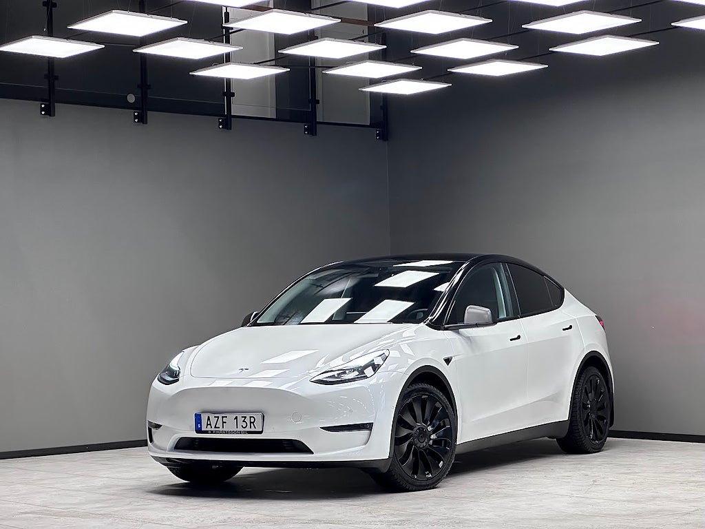 Tesla Model Y Long Range AWD Värmepump / 20" / KAMPANJ 2,99%