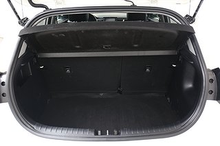 Halvkombi Kia Rio 20 av 20