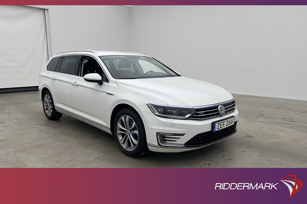 Volkswagen Passat GTE 218hk P-Värmare Kamera CarPlay Drag