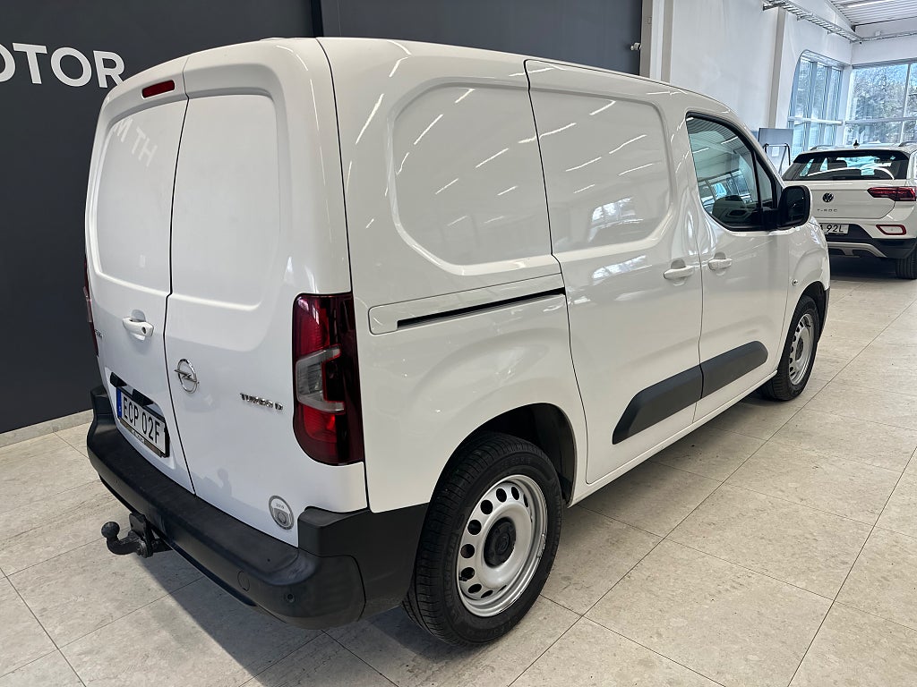 Opel Combo Cargo IP 1.5 BlueHDi 130 EAT Euro 6 / 4,99%