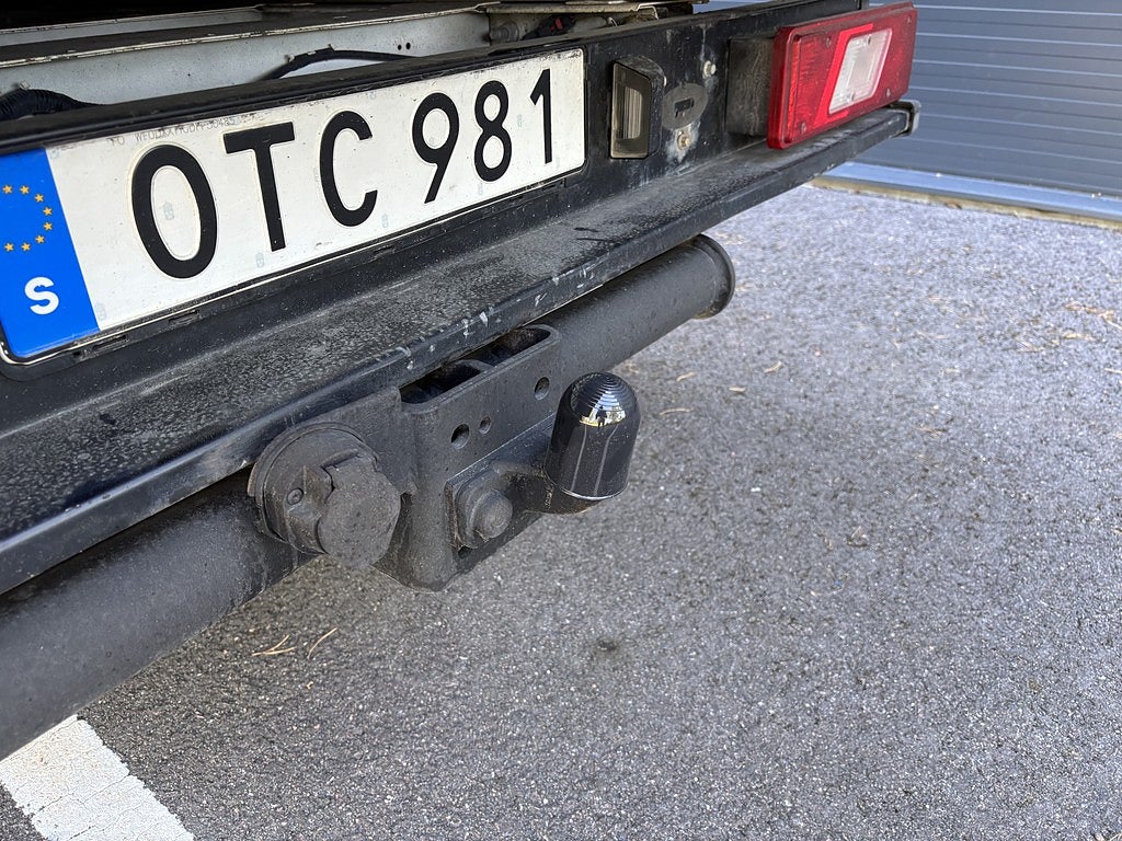 Ford transit 350 Chassi Cab 2.2 TDCi AWD Flakbil Drag Värm