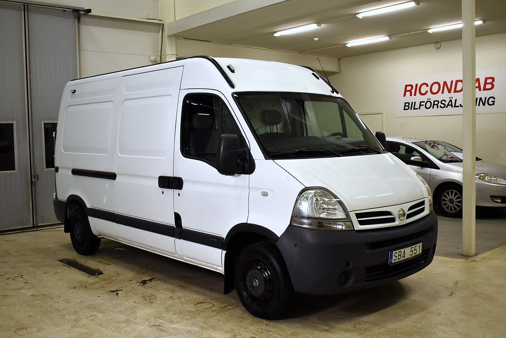 Nissan Interstar SKÅP CAMPER 3.5 t 2.5 dCi 120HK DRAGKROK 