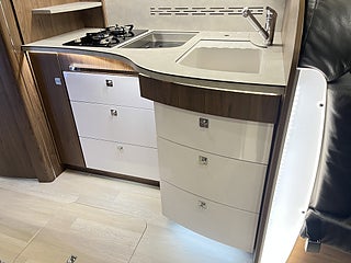 Husbil-integrerad Frankia PLATIN 17 av 33