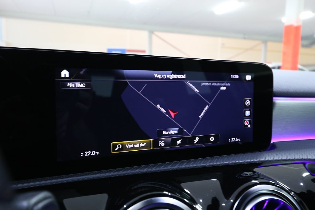 Mercedes-Benz A 2021 - miniatyr 11