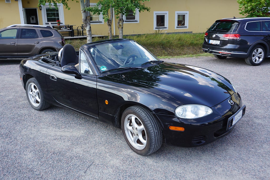 Mazda MX-5 Cab/Hardtop 1.6 10500mil