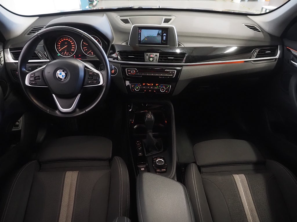 BMW X1 xDrive 20d 190hk Automat Sport line | Kamera | HiFi | 2016
