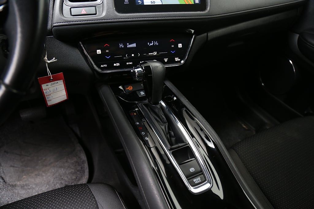 Honda HR-V 1,5 i-VTEC 131hk Elegance Aut Navi