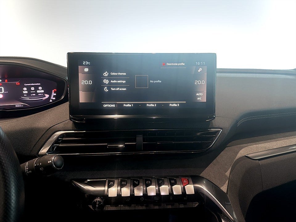 Bild på Peugeot 5008 GT 1.2 PT 130hk Aut 7-SITS B-KAMERA CARPLAY