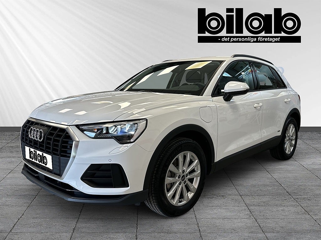 Audi Q3 45TFSIe 245hk Hybrid Drag Kamera