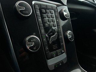 Volvo V40 Cross Country D3 Geartronic S&V-hjul Kamera VoC