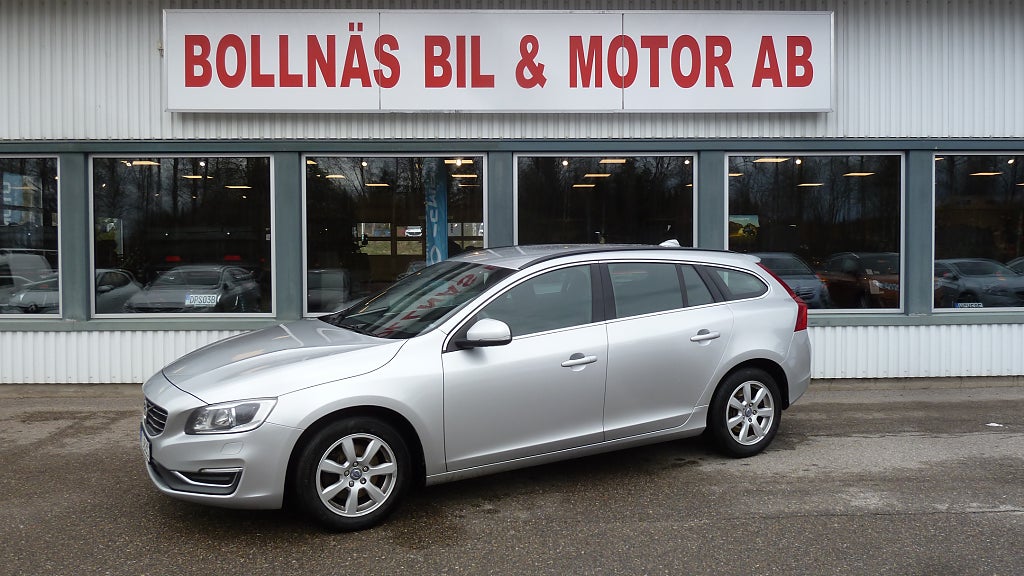 Volvo V60 D2 Momentum Euro 5