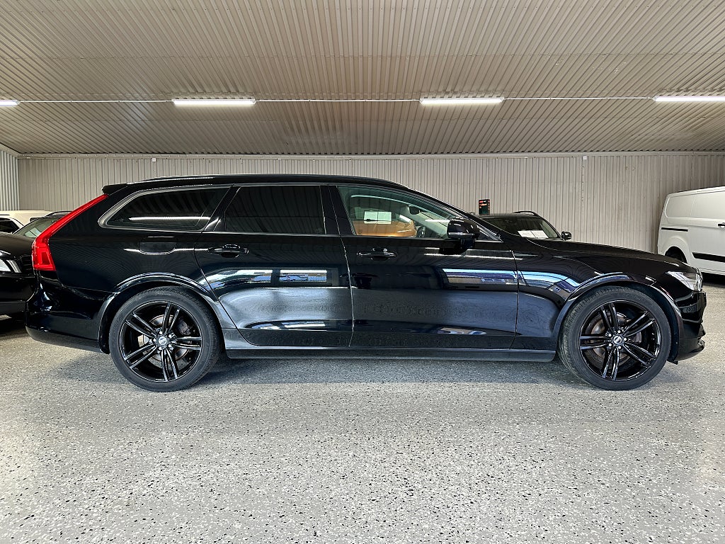 Volvo V90 D3 Business Euro 6  Nyservad Storservice + kamrem+ VP