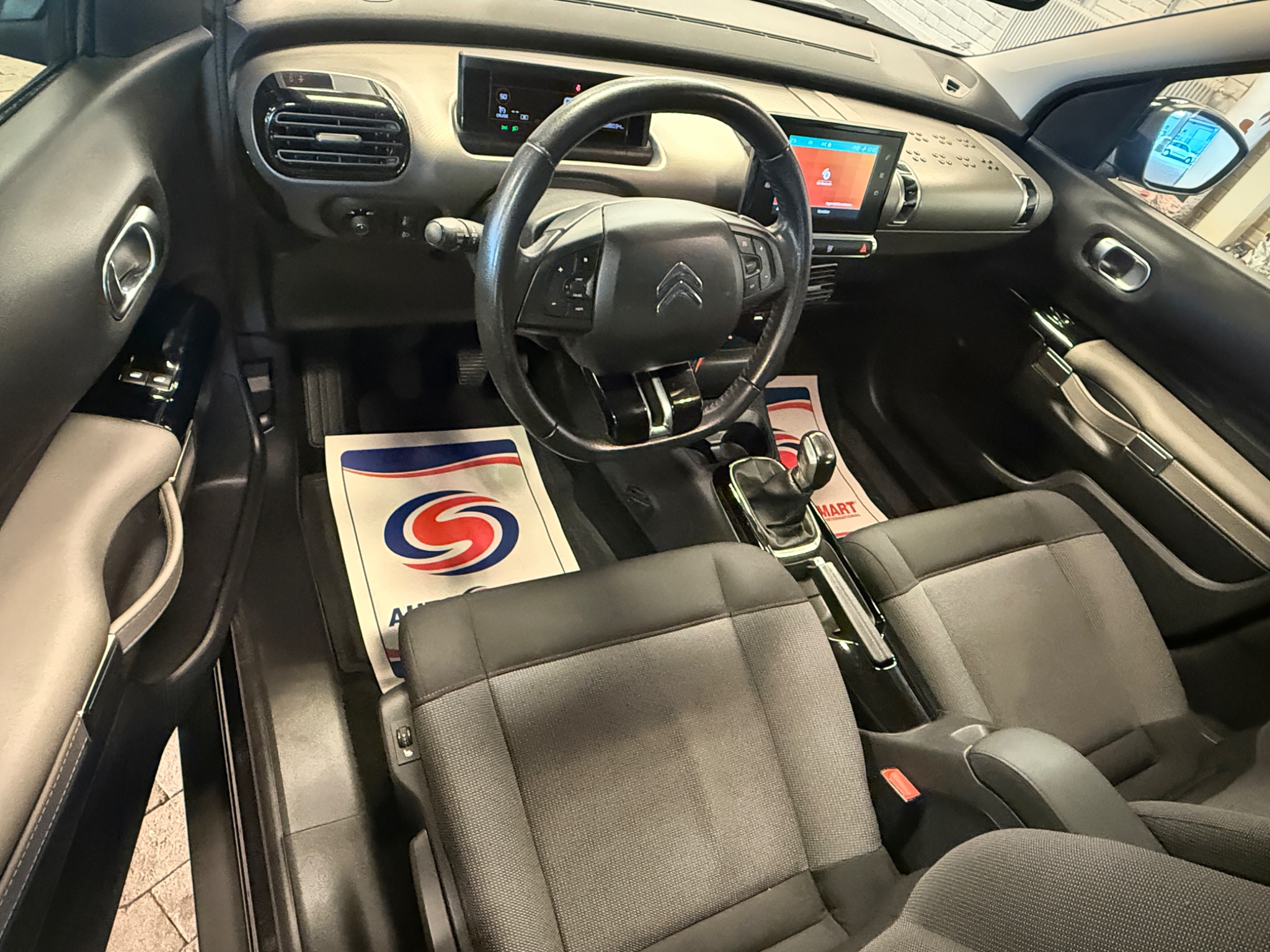 Citroen C4 Cactus 2018, bild 7/10