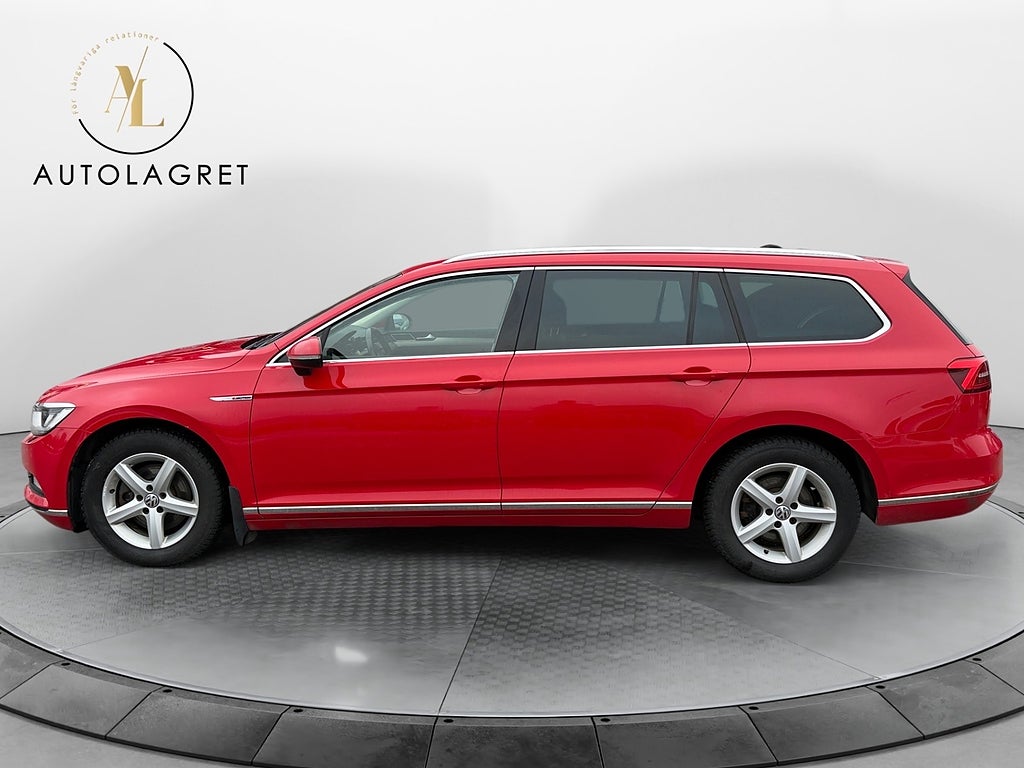 Volkswagen Passat 2019 - miniatyr 2