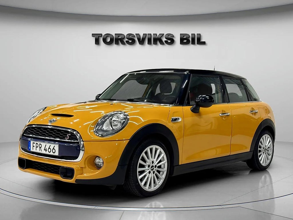 MINI Cooper S 5-dörrars Automat 192hk S&V-hjul HELGKAMPANJ 8/1-12/1 - miniatyr 2