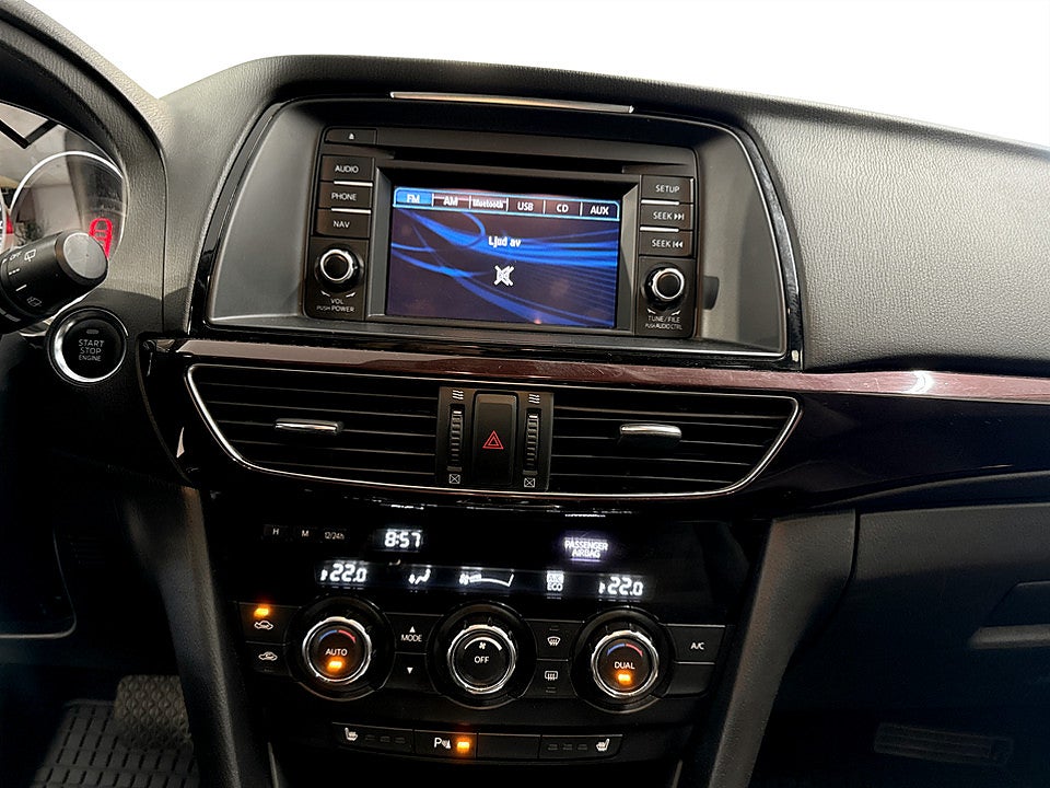 Bild på Mazda 6 Wagon Optimum 2.2 SKYACTIV-D 175hk Aut B-KAMERA ELSTOL