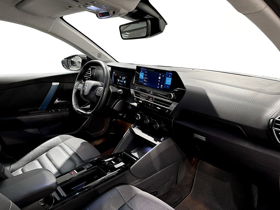 Bild på Citroën e-C4 Shine 50kWh 136hk Aut - B-KAMERA,VÄRMARE,NAV