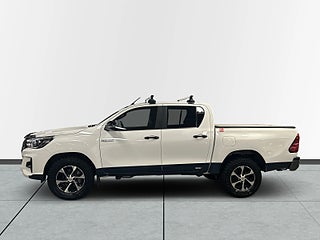 Toyota Hilux Dubbelhytt 2.4 AWD MOMS/Kamera/Drag/D&M-värmare/LEDramp